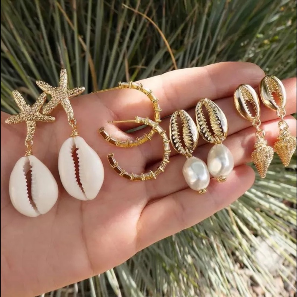 BUNDLE!! Gold Conch Starfish Pearl Seashell Earrings